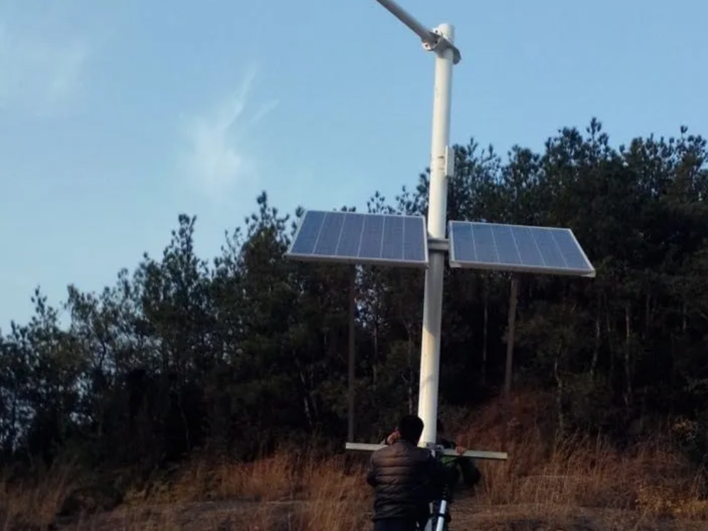 太陽能供電系統(tǒng)：交通道路監(jiān)控的可靠后盾